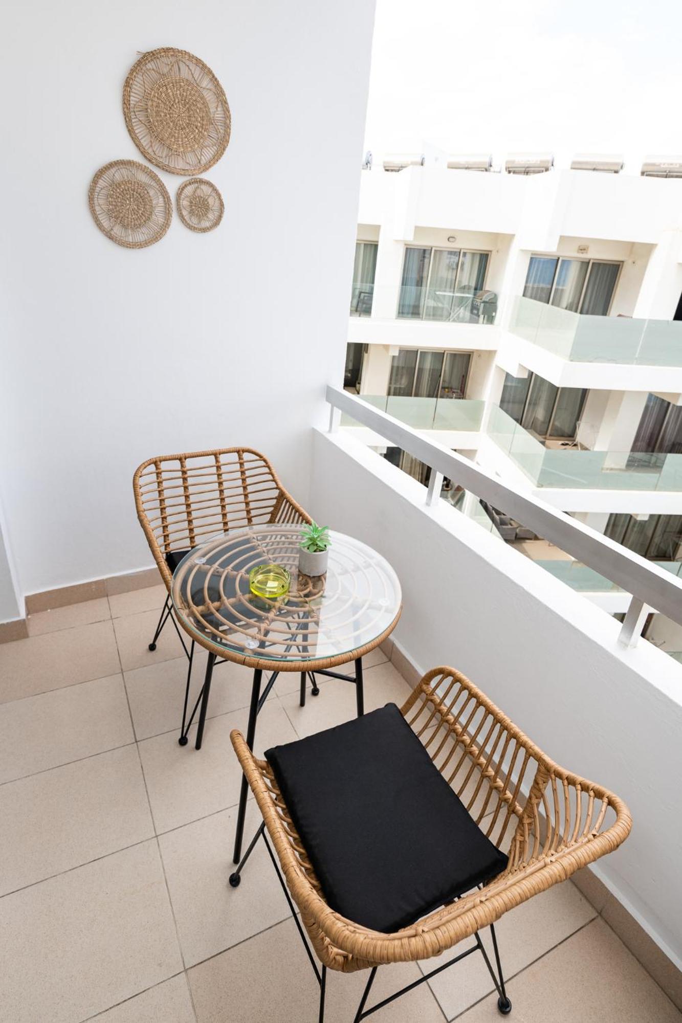 Lazuli Beach Apartment 501 Larnaca Exterior foto